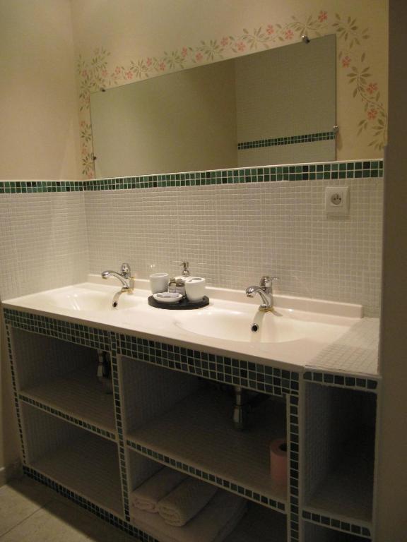 Le Castel Du Mont Boise Hotel Montboucher-sur-Jabron Room photo