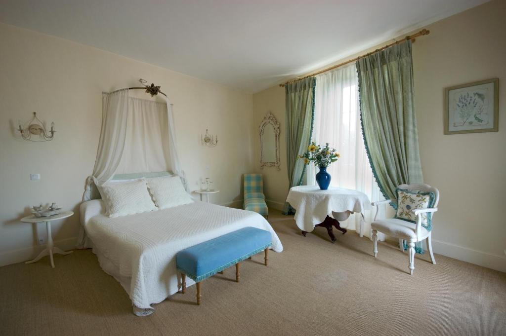 Le Castel Du Mont Boise Hotel Montboucher-sur-Jabron Exterior photo